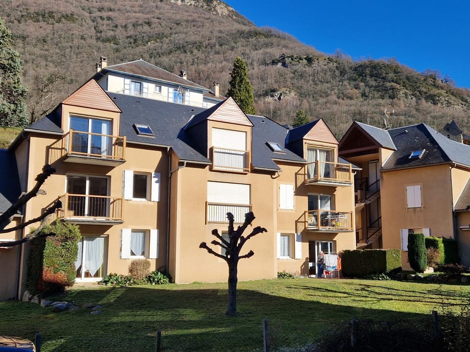 Appartement rénové proche de Luz Saint Sauveur 1chambre et 1 coin cabine Cabin in Luz-Saint-Sauveur
