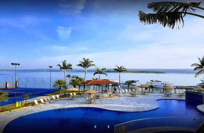 Charmoso Flat Lake Side Apartment in State of Goiás