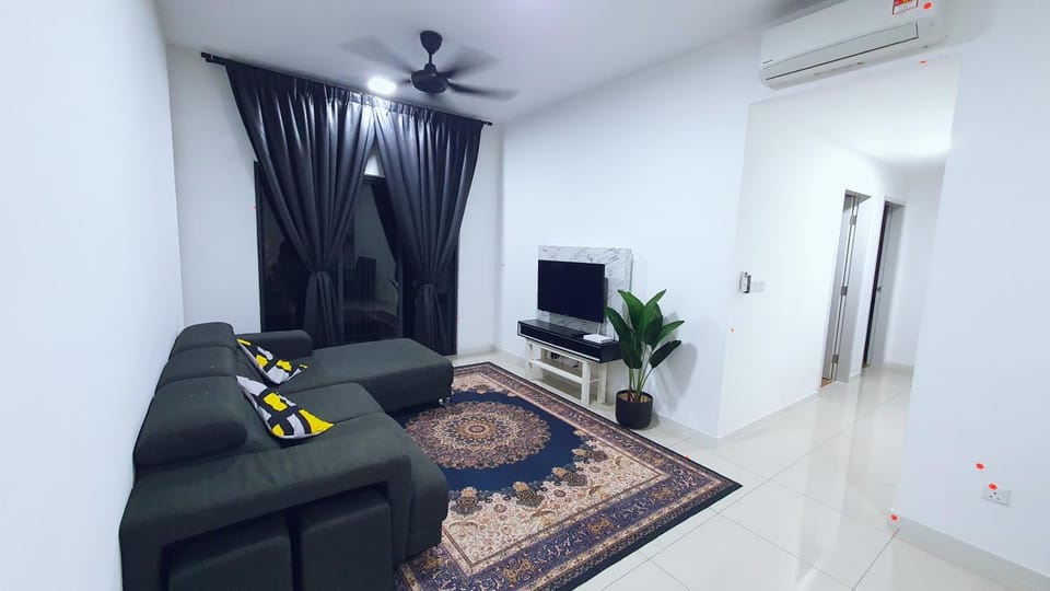 New Modern Condo with Pool at Bangi Apartment in Negeri Sembilan, Malaysia