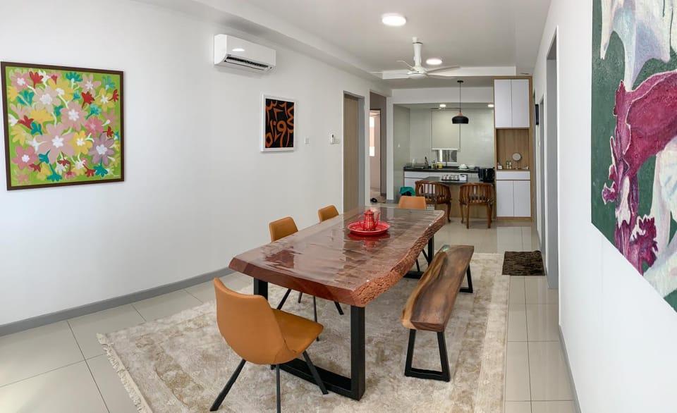Living room, Dining area, air conditioner