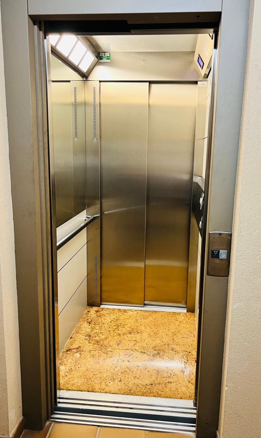 elevator