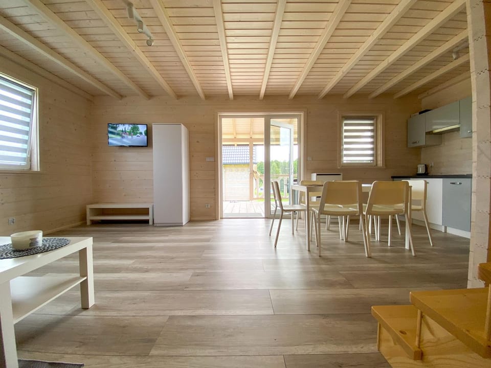 Kitchen or kitchenette, Dining area, kitchen