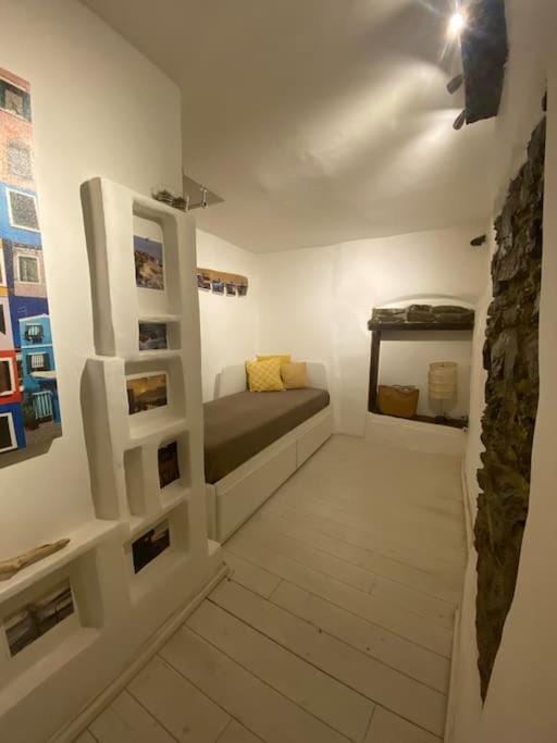 Vezzhouse House in Province of Massa and Carrara