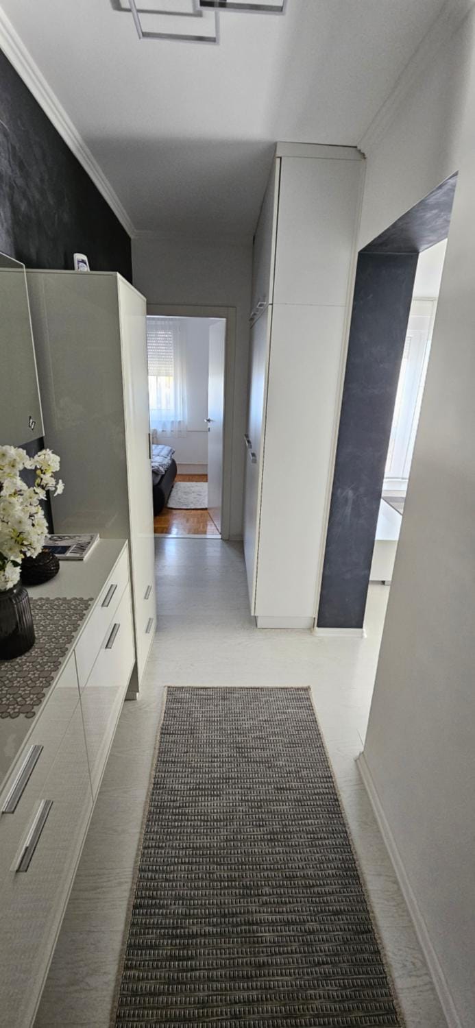 Laura Exclusive, dizajnerski uređen stan, izvrsno opremljen, self check-in Apartment in Croatia