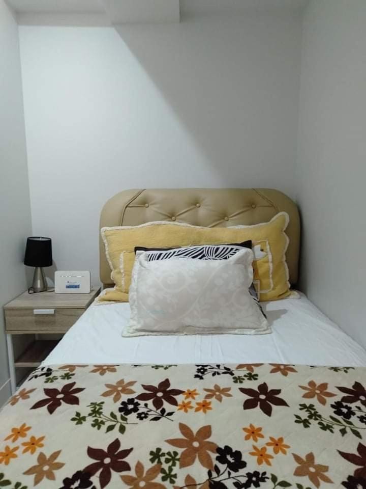 Jojies Crib Horizons101 Studio Bed and Breakfast in Lapu-Lapu City