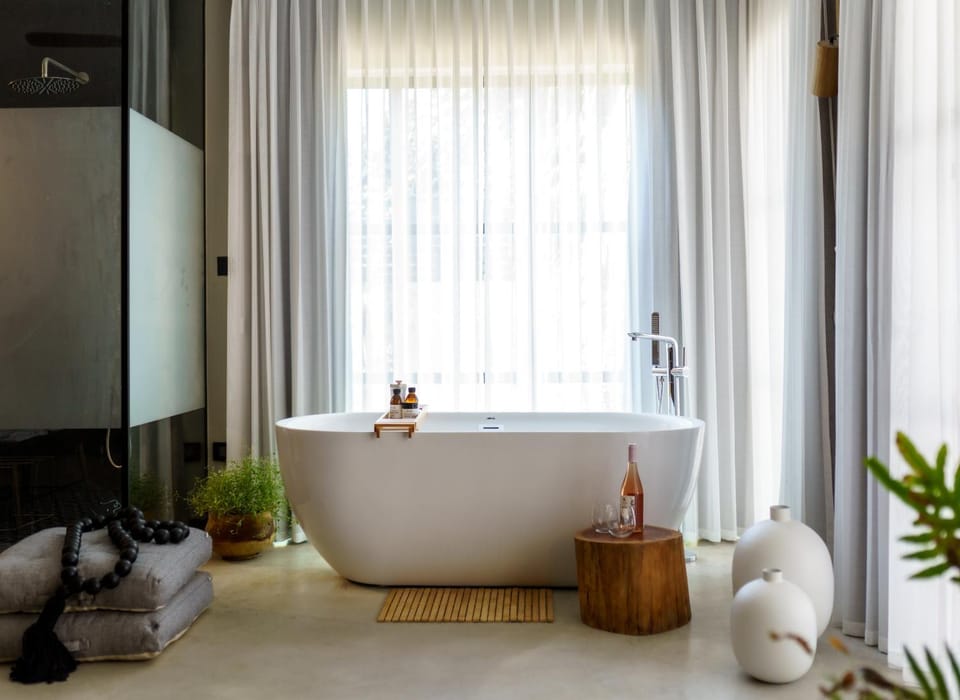 Bathroom, Bath