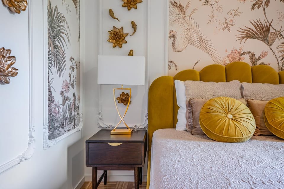Soft Glam 1-bedroom appt - Lake & Mountain View Apartment in Montreux