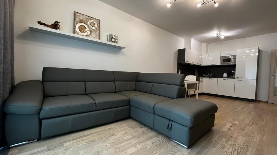 Kitchen or kitchenette, Living room, Seating area