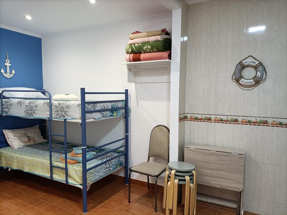 bunk bed