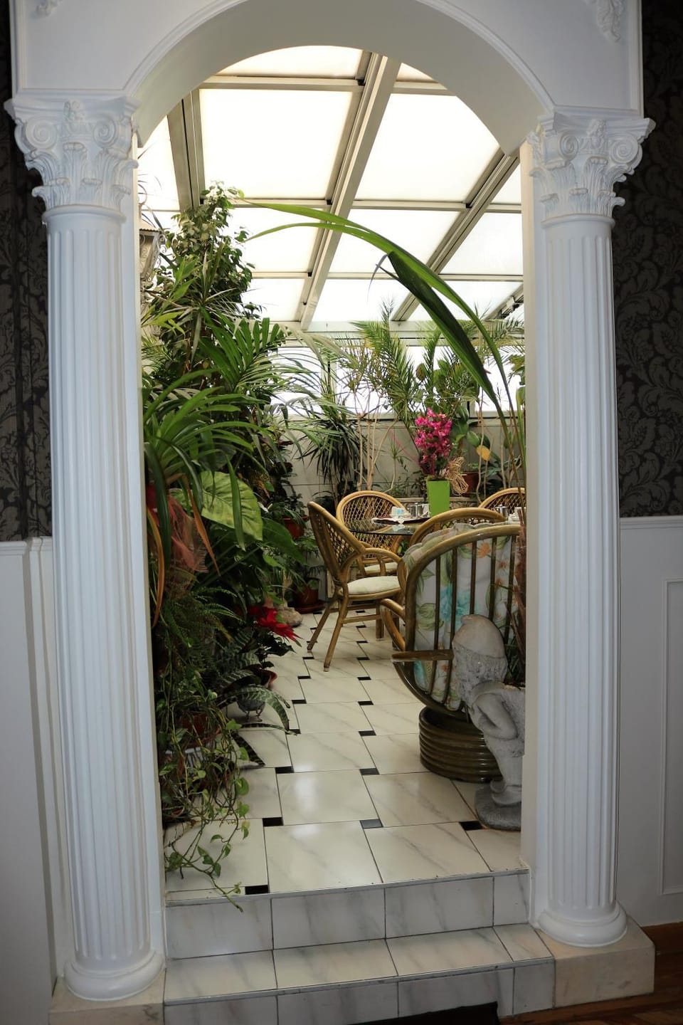 Garden, Internal: Not applicable to any particular room