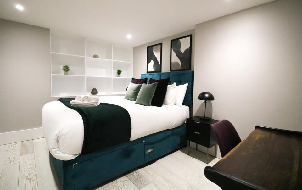Bed, Bedroom