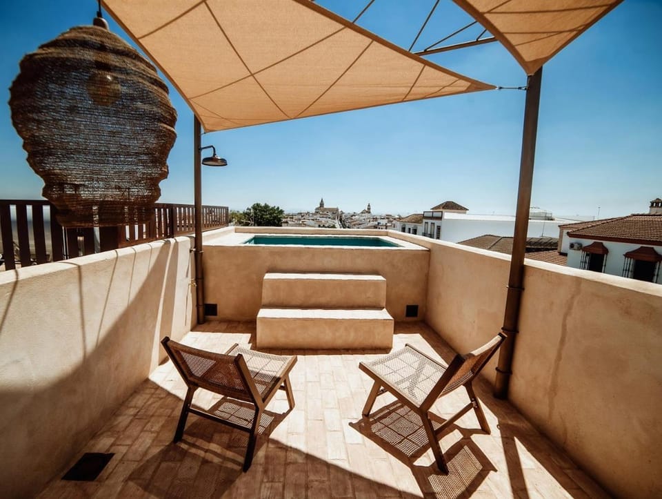 Balcony/Terrace, Swimming pool