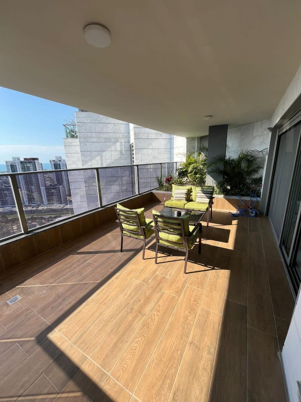 luxury condo Apartment in Haifa District