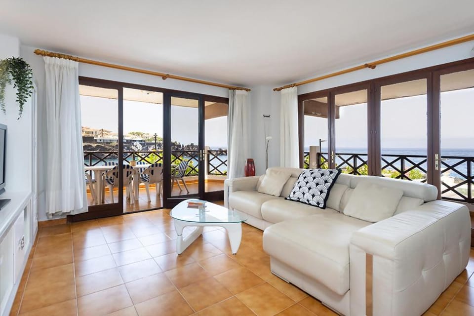 Neptuno Ocean Experience by Sydney Apartment in Canary Islands
