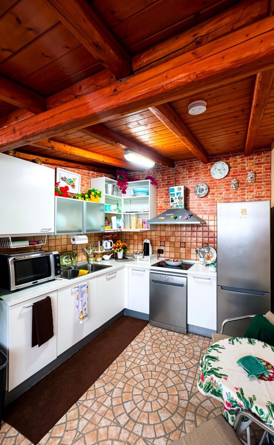 Kitchen or kitchenette, Food and drinks, dishwasher, oven, pet friendly, stove