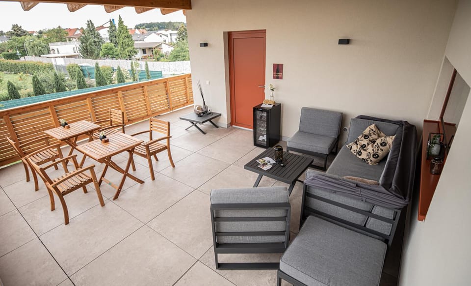 Lounge or bar