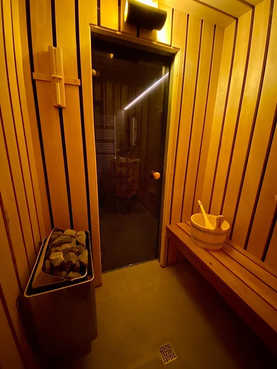 Sauna, Bathroom