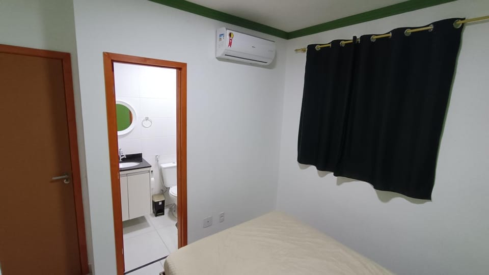 Bed, Photo of the whole room, Bedroom, air conditioner