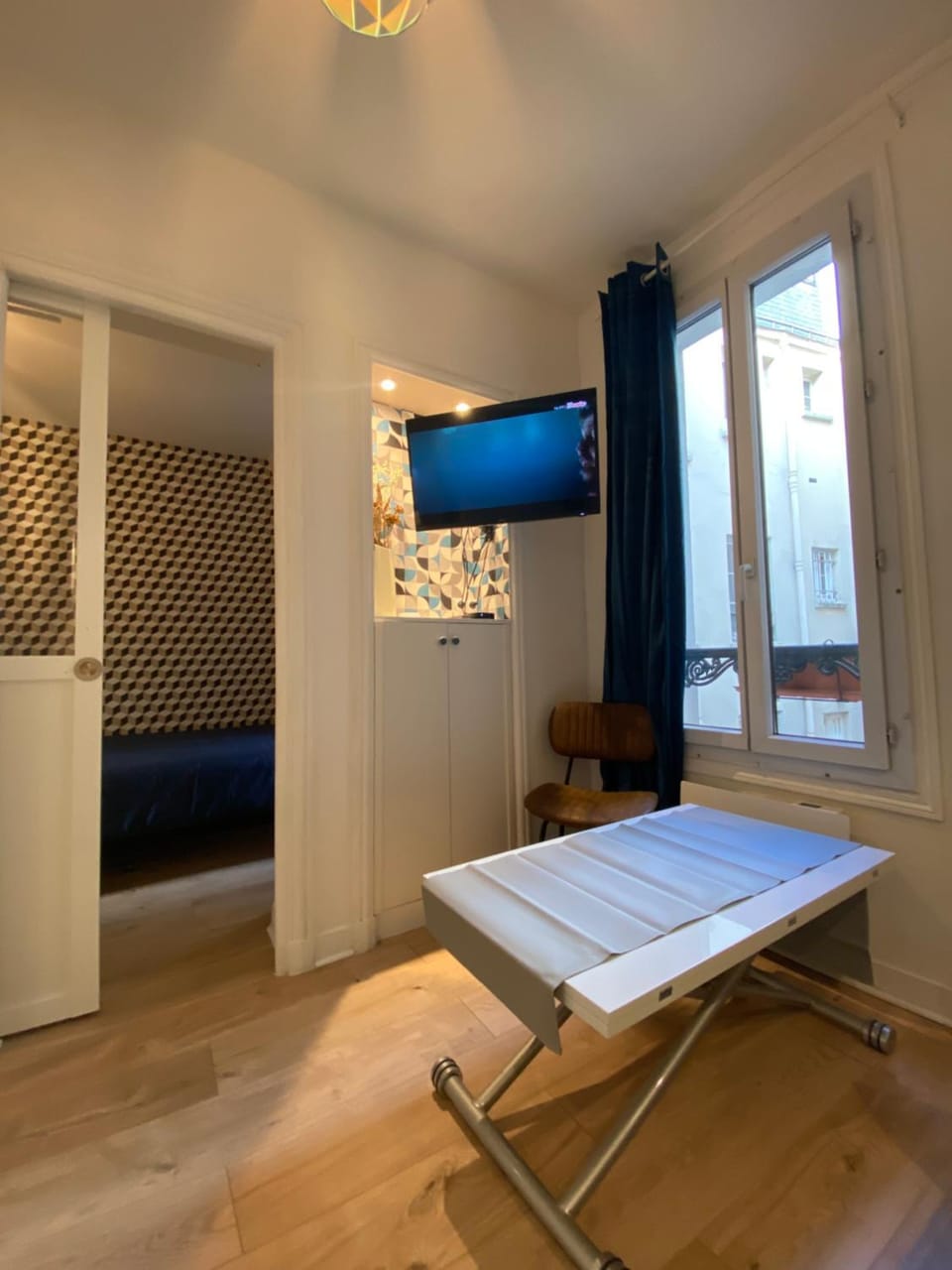 Cosy courcelles Apartment in Paris