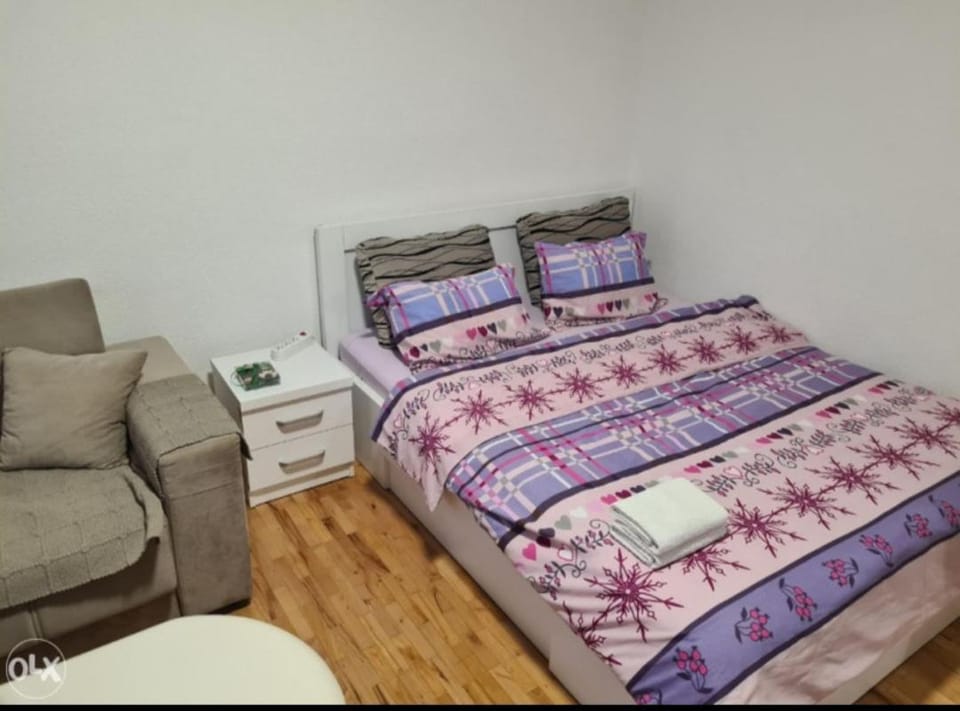 Stan na dan Tenis Apartment in Federation of Bosnia and Herzegovina