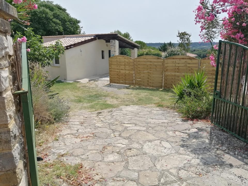 Petite villa avec piscine privative House in Occitanie