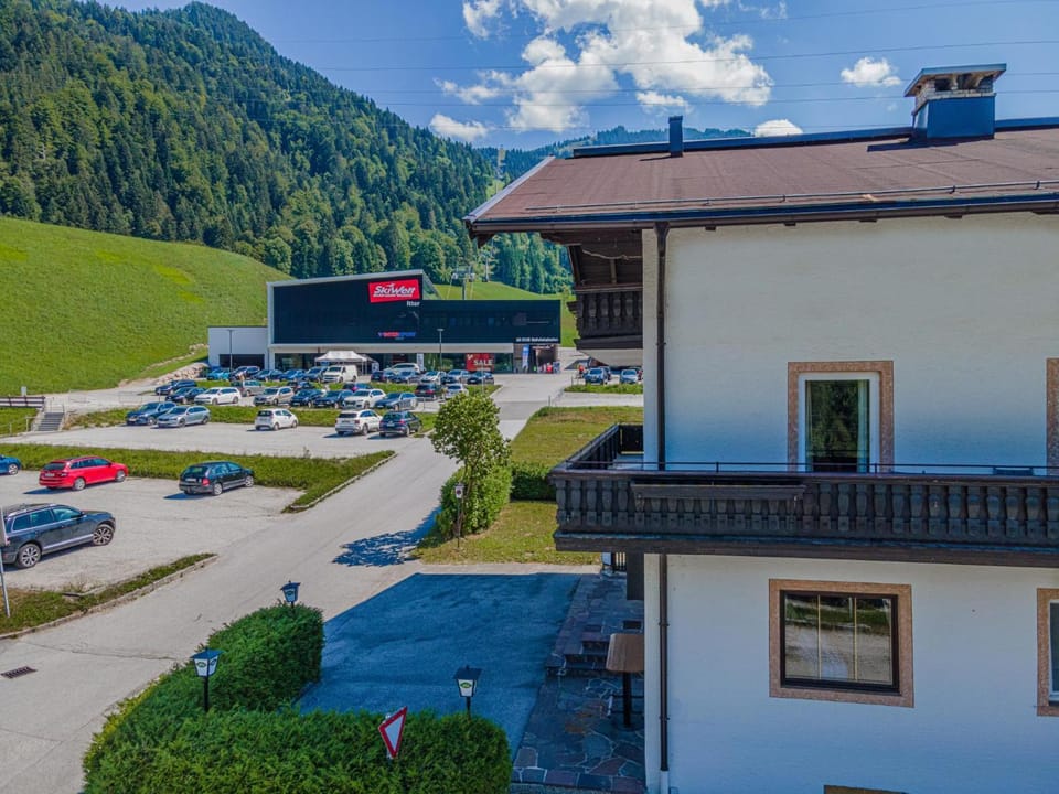 Property building, Summer