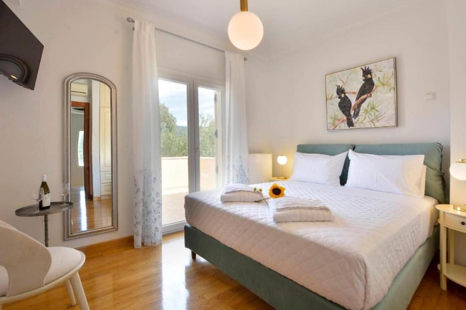 Bella Dassia House in Corfu, Greece