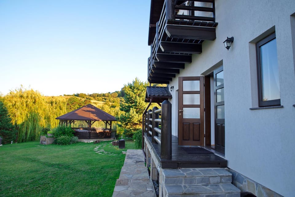 Cabana Plăieșul House in Romania