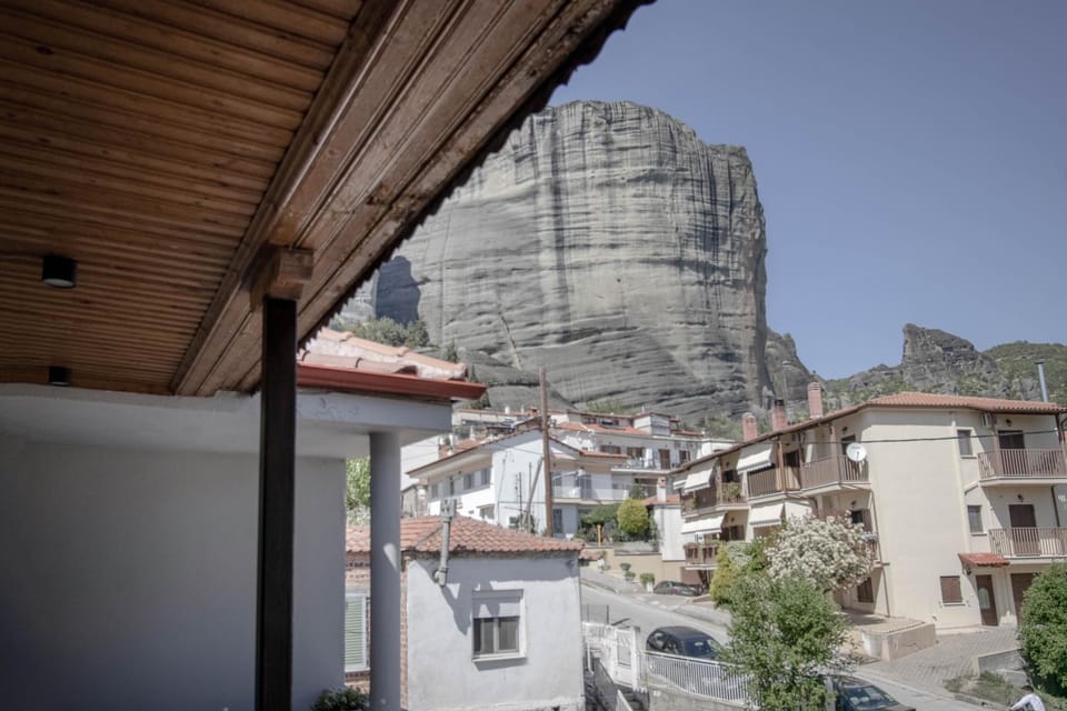 1951 Suites Apartment in Kalabaka