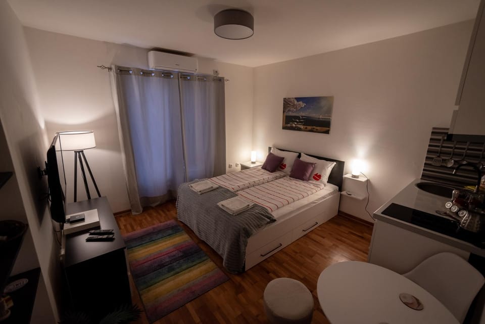 Dekart 2 Apartment in Serbia