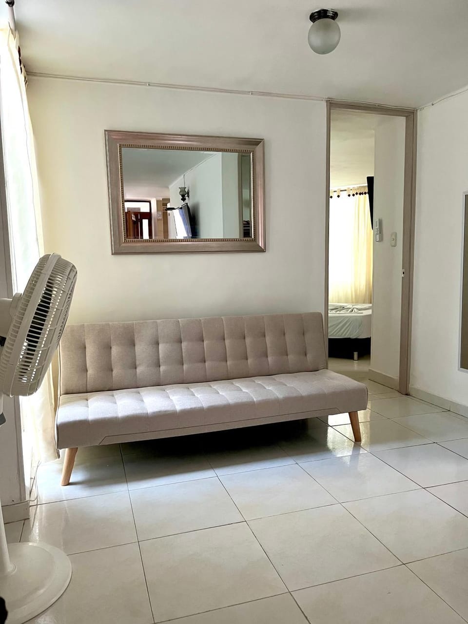 Confortable apartamento en hermoso condominio. Apartment in Gaira