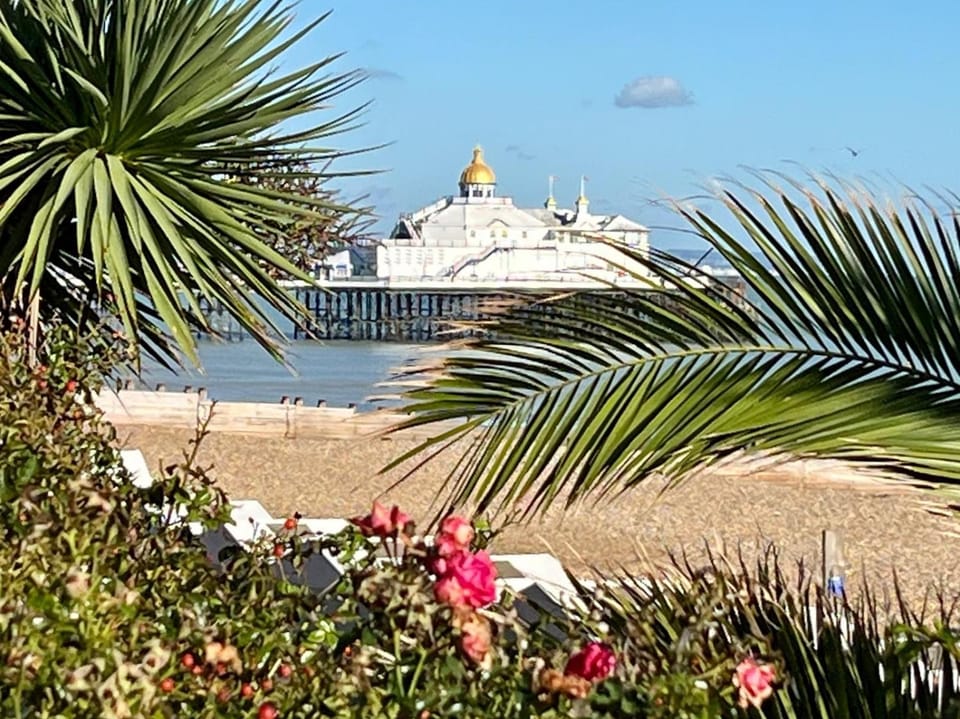 "The Italian" Seafront Apartment Apartment in Eastbourne