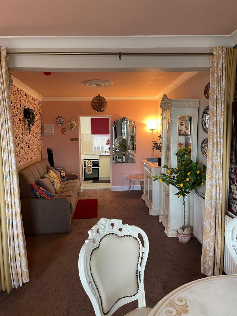 Photo of the whole room