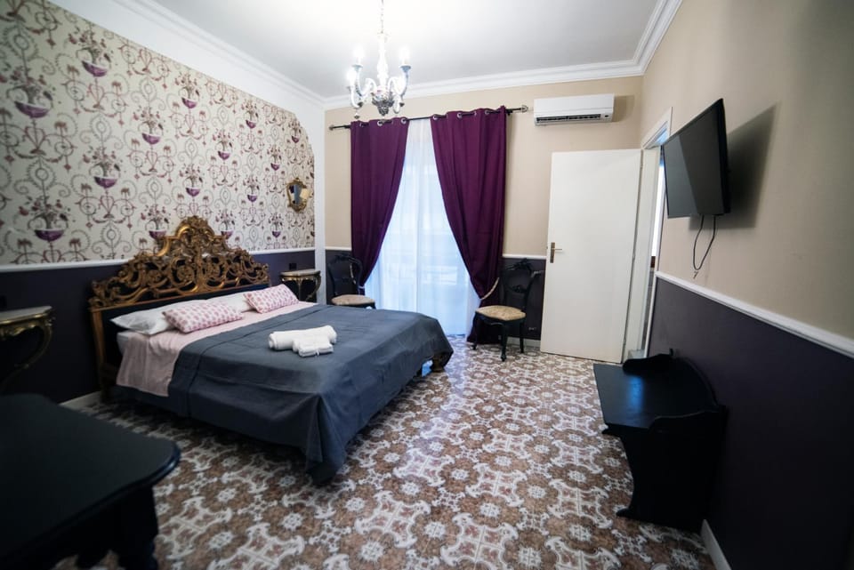 Bed, TV and multimedia