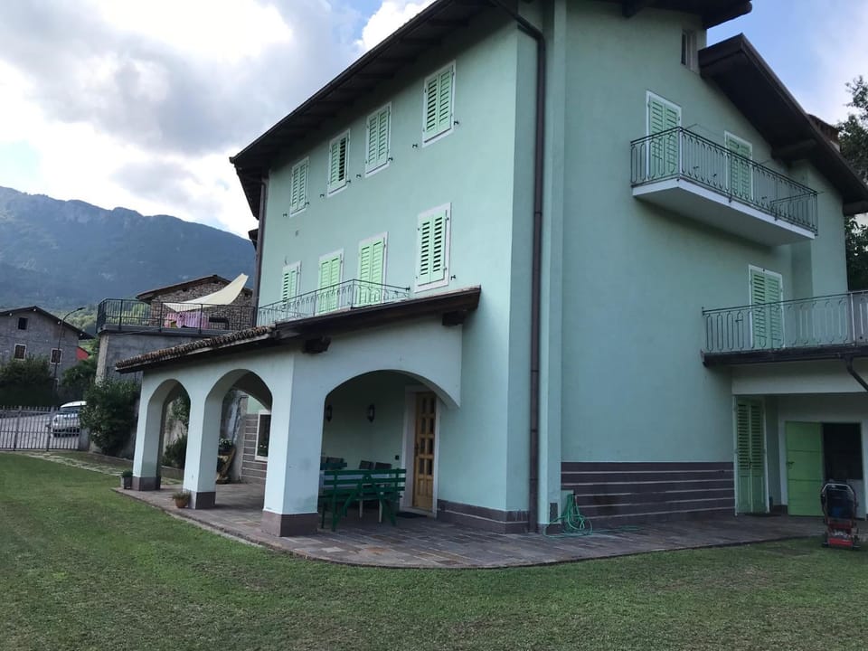 CA' EDDA APPARTAMENTO GIULIA Apartment in Trentino-South Tyrol