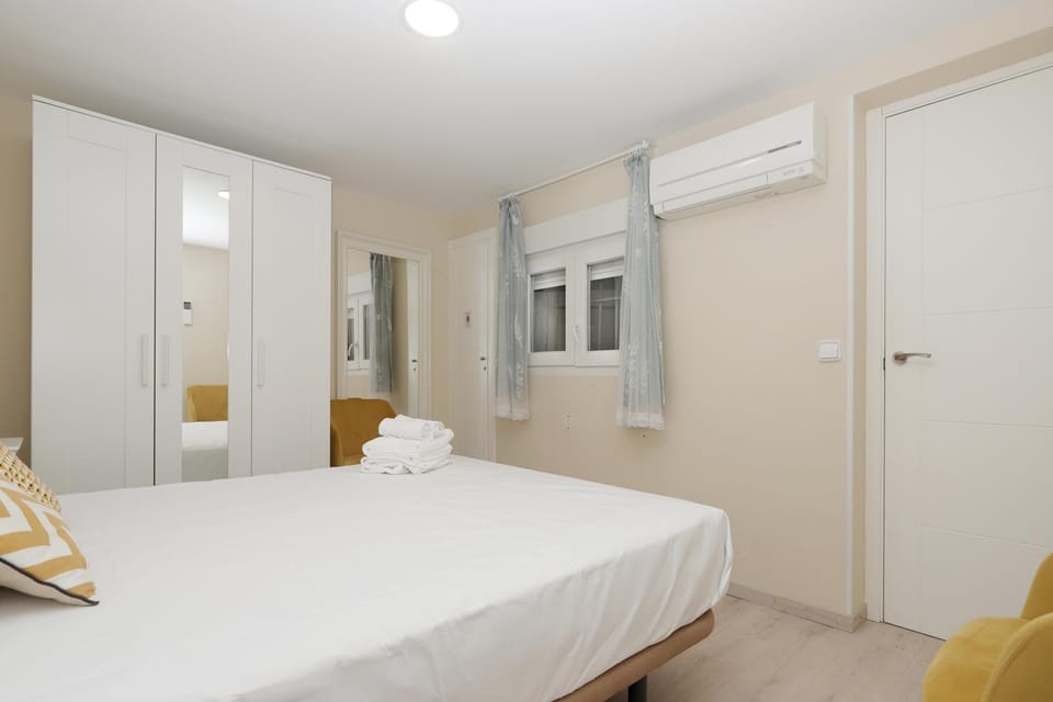 Fantástico Piso en La Latina, Madrid 6 personas Apartment in Centro