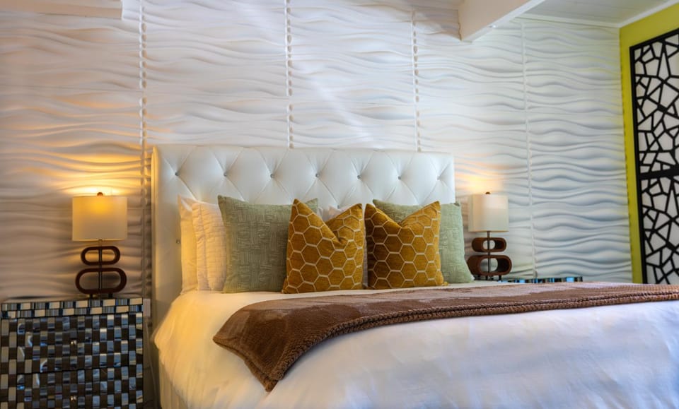 Bed, Decorative detail, Bedroom