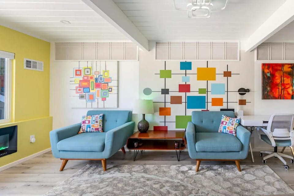Living room, Decorative detail, Seating area
