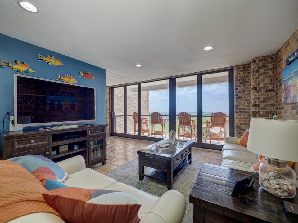 Balcony/Terrace, Living room