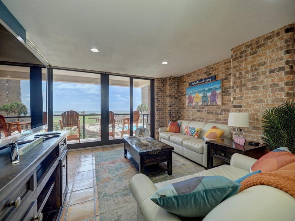 Balcony/Terrace, Living room