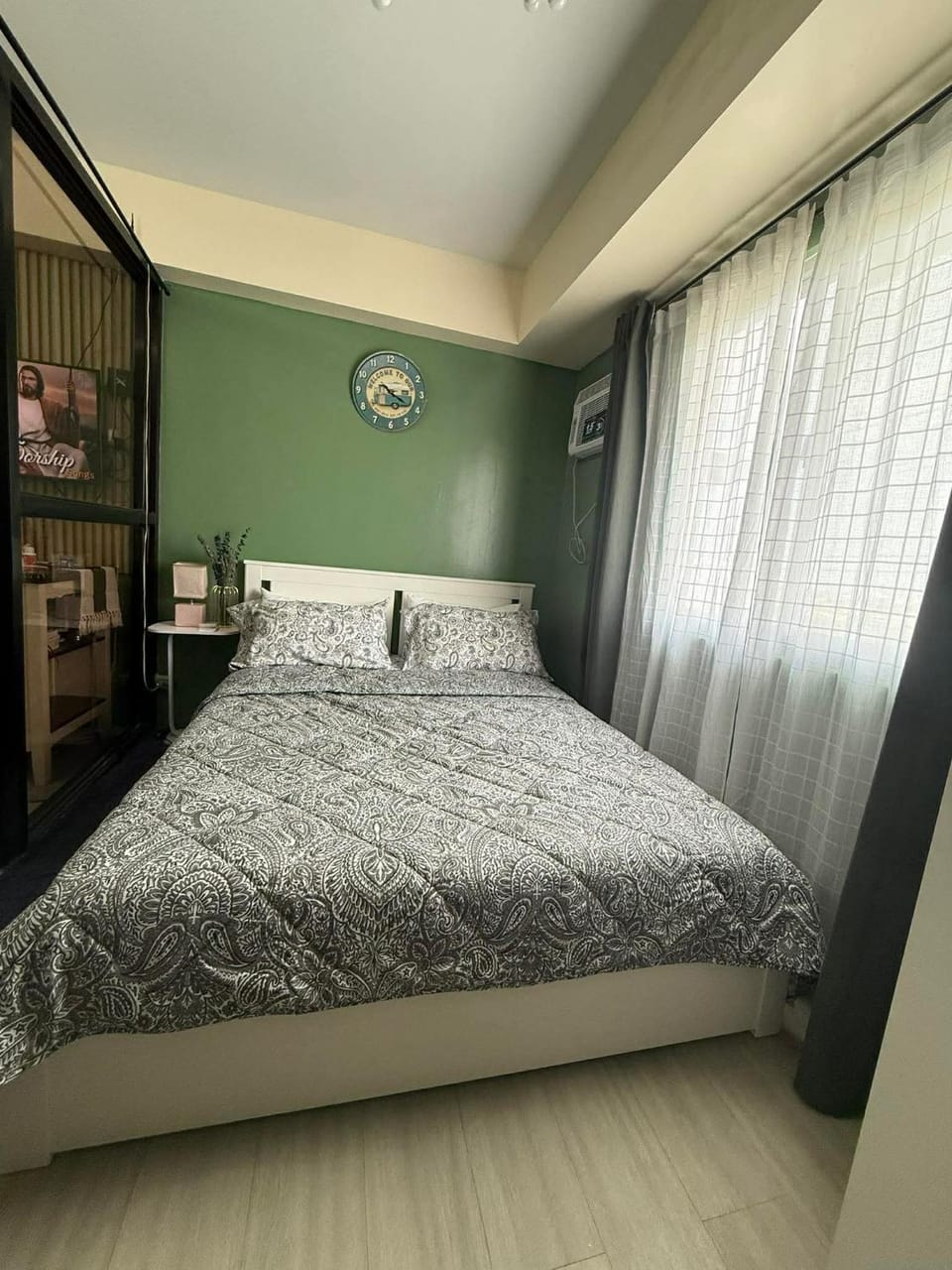 Amaia Steps Bicutan with Netflix near SM 1BR Apartment in Paranaque