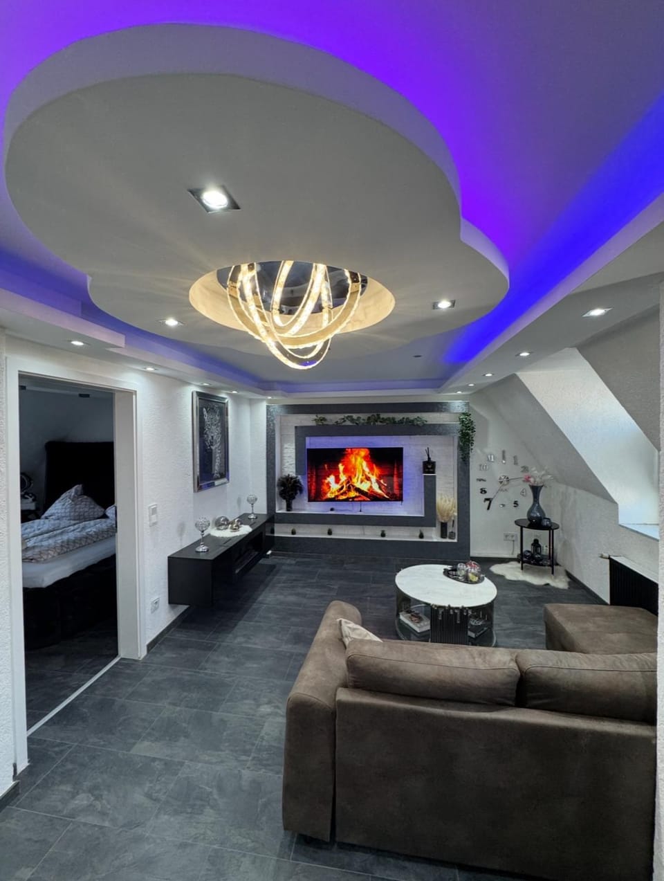 Phöenixpalace Whirlpool & Infarotsauna Apartment in Dortmund