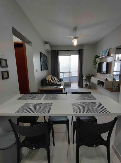 1 Apto em Canasvieiras 2 quadras mar e no centro edf camila Apartment in Florianopolis