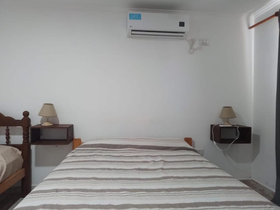 Bed, Photo of the whole room, Bedroom, air conditioner