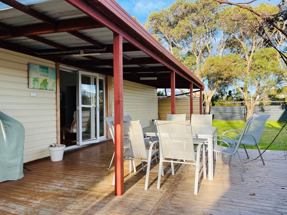 Teddy's Shack - Pet Friendly House in Robe