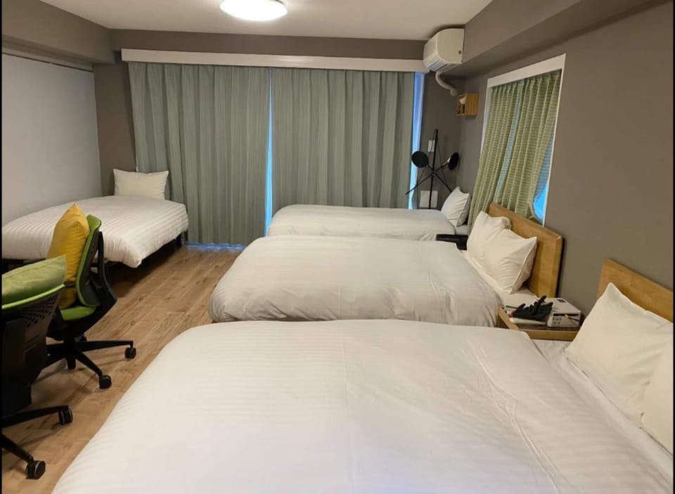 Photo of the whole room