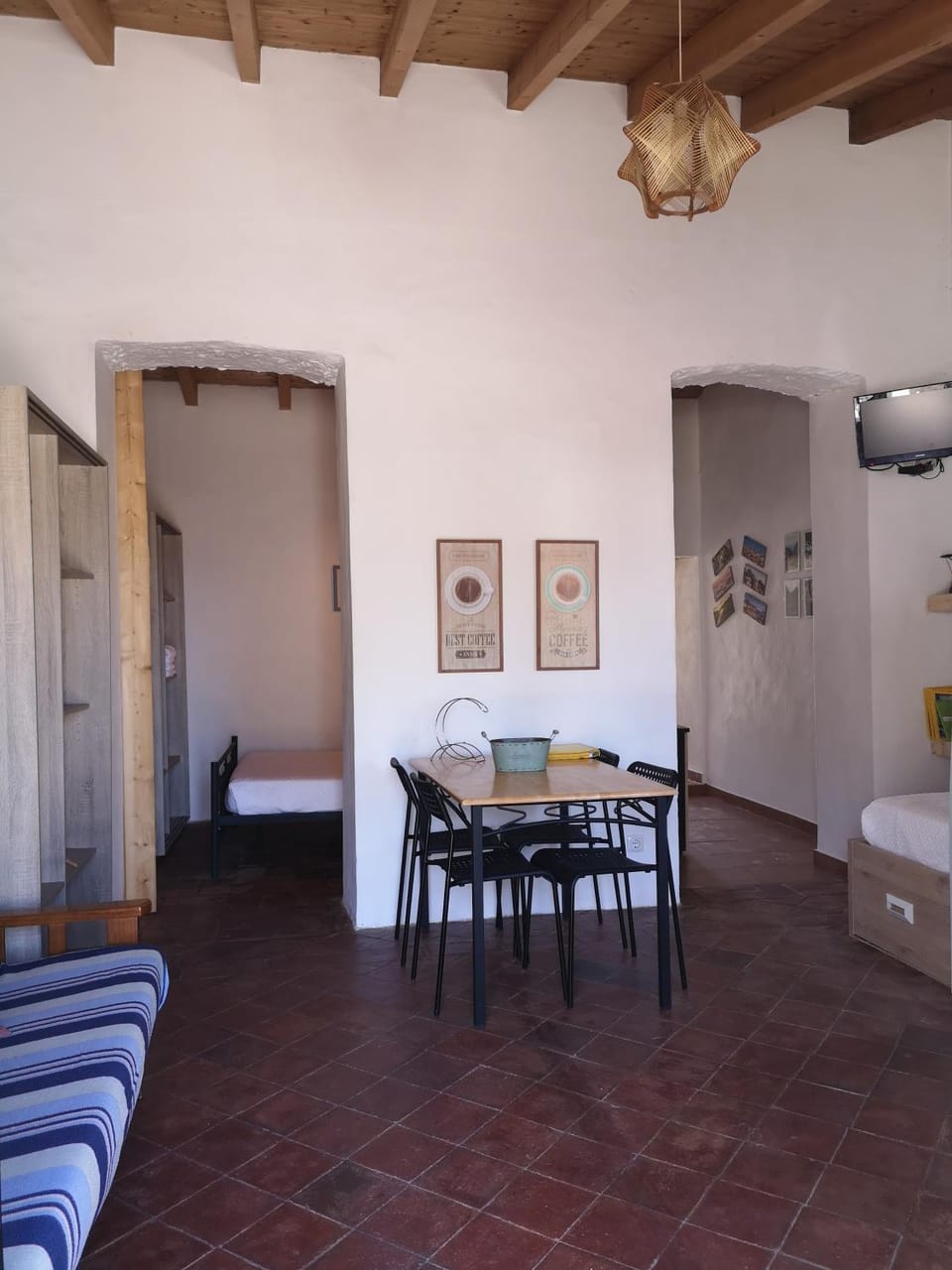 Living room, Decorative detail