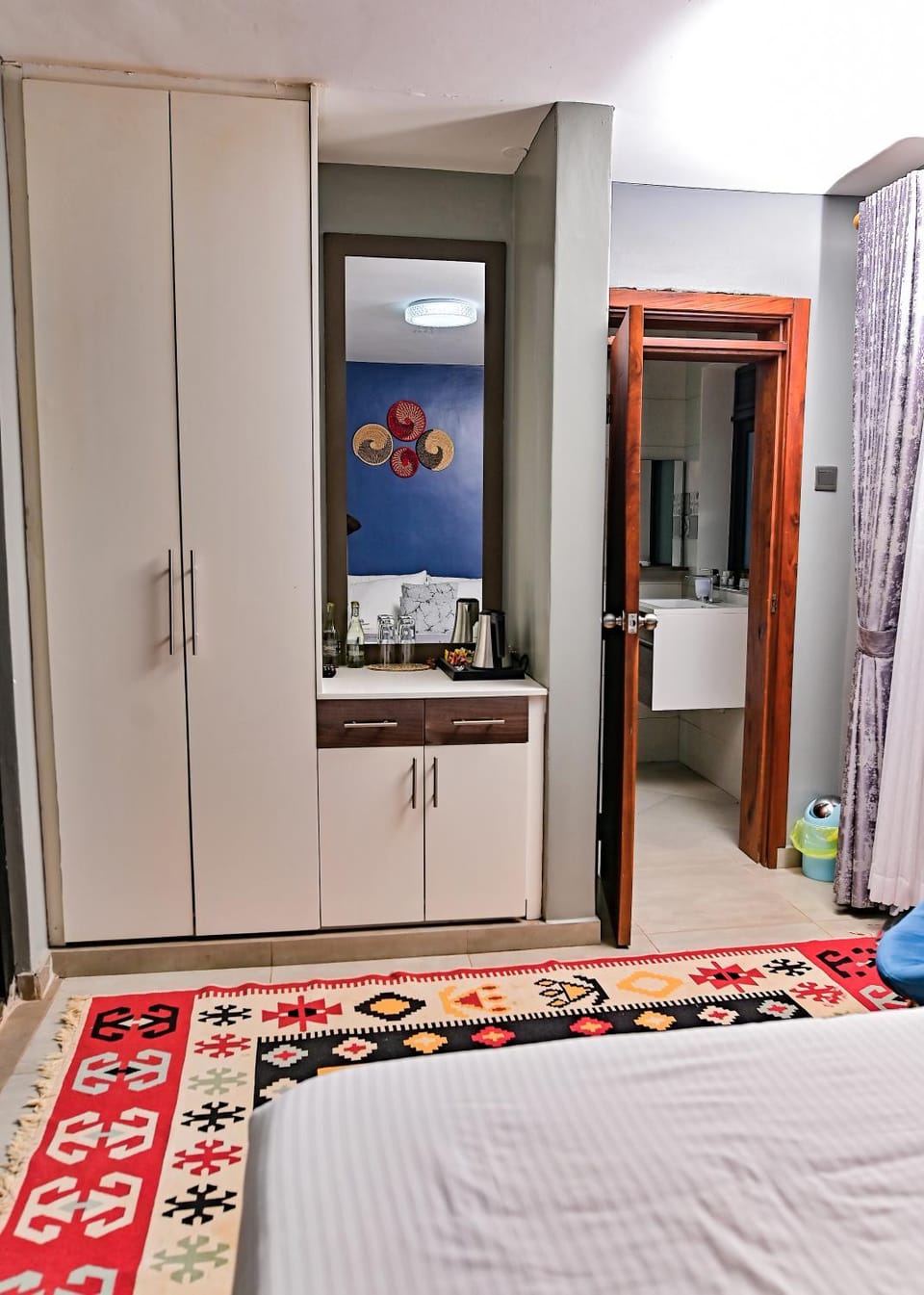 Bedroom, wardrobe