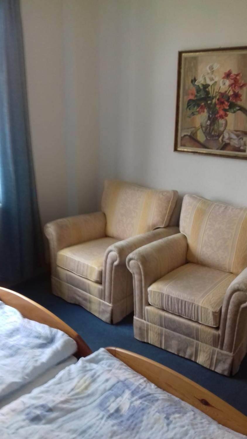 Living room, Bedroom