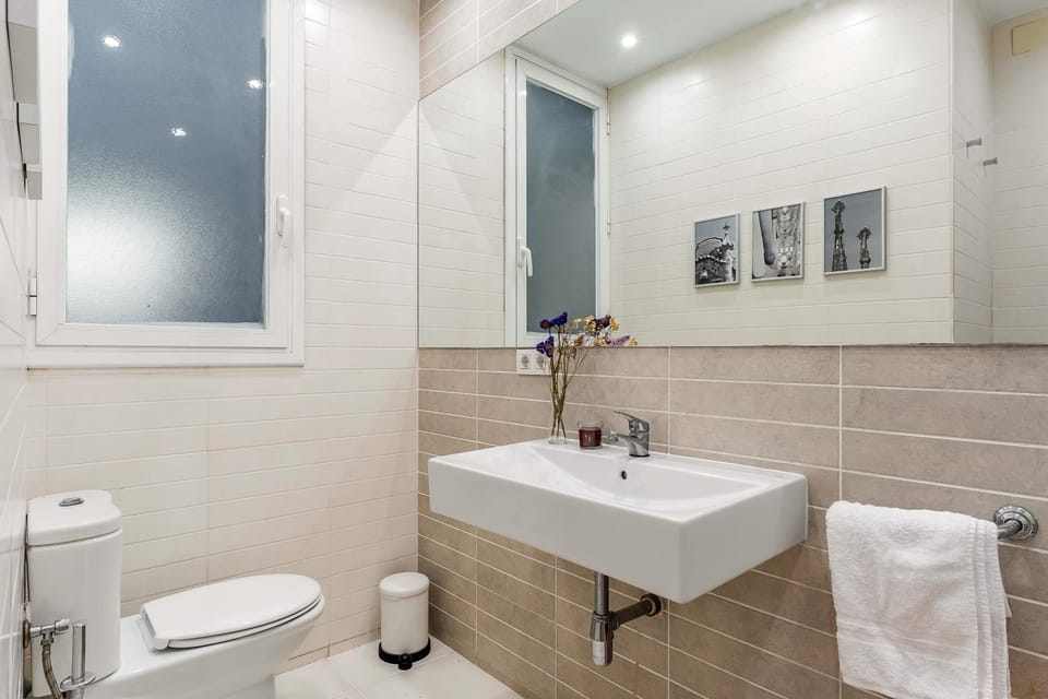 Canela Homes BARCELONA CASP Apartment in Barcelona